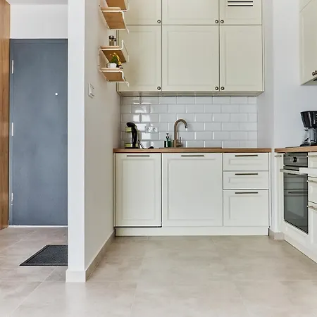 מלון דירות Symphony Square