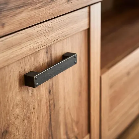 Symphony Square מלון דירות 3*