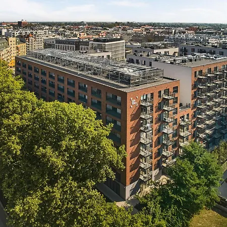 Symphony City Square Aparthotel By Ina 3*