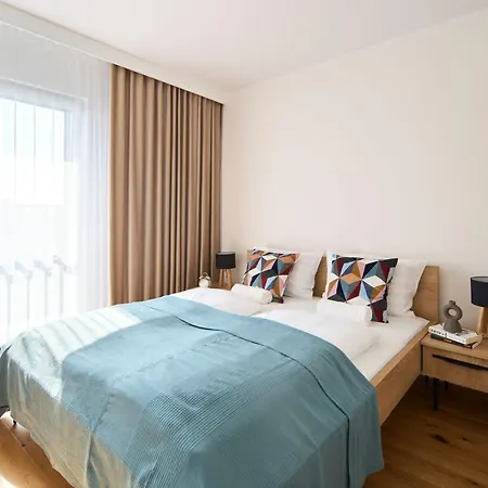 Symphony City Square Aparthotel By Ina Aparthotel 3*