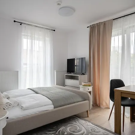 Symphony City Square Aparthotel By Ina 3*