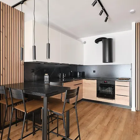 Symphony City Square Aparthotel By Ina