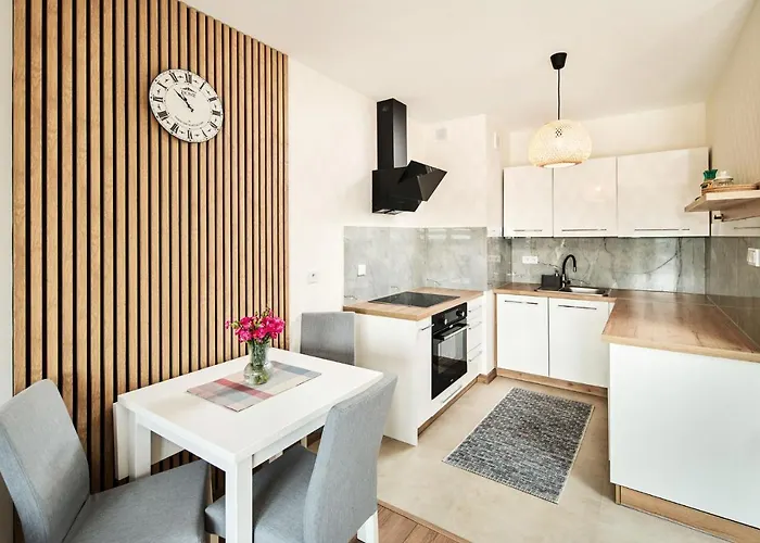 Lägenhetshotell Symphony City Square Aparthotel Wrocław