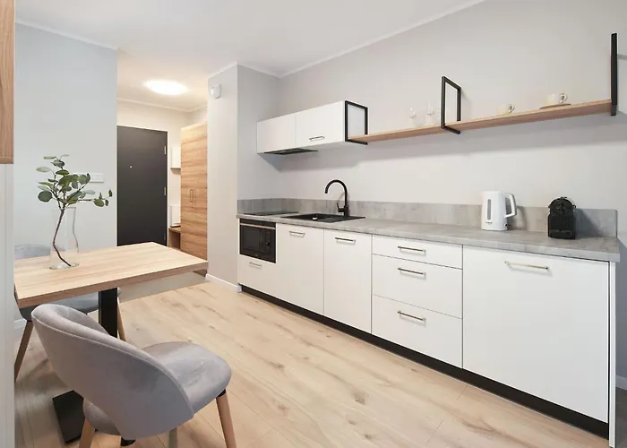 Symphony City Square Aparthotel 3* Wrocław