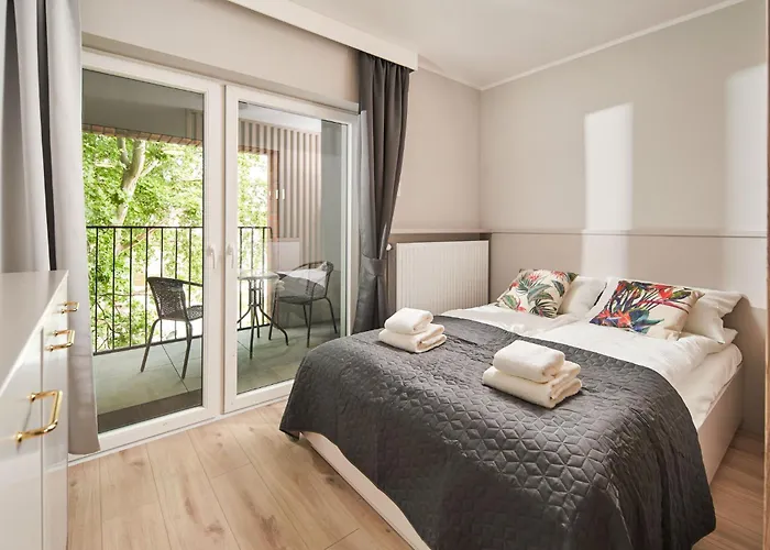 Symphony City Square Aparthotel 3*