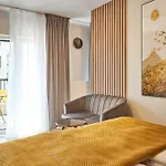 Symphony Square By Ina Apartmanhotel