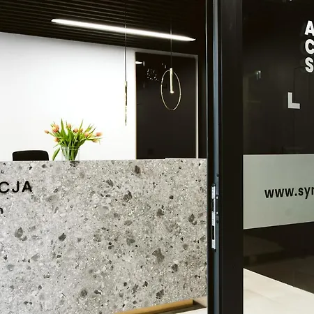 Lägenhetshotell Symphony City Square Aparthotel Wrocław