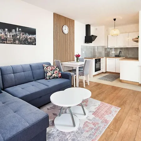 Symphony City Square Aparthotel 3* Wrocław