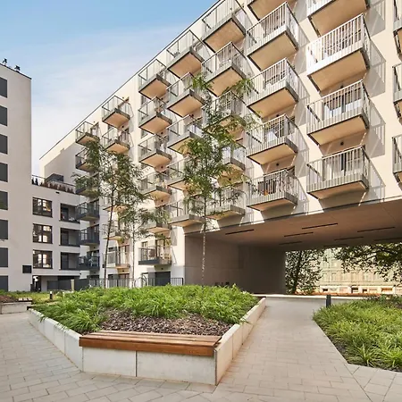 Symphony City Square Aparthotel Lägenhetshotell