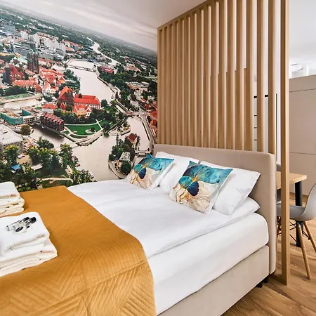 Symphony City Square Aparthotel * Wrocław