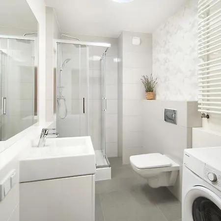 Symphony City Square Aparthotel 3*