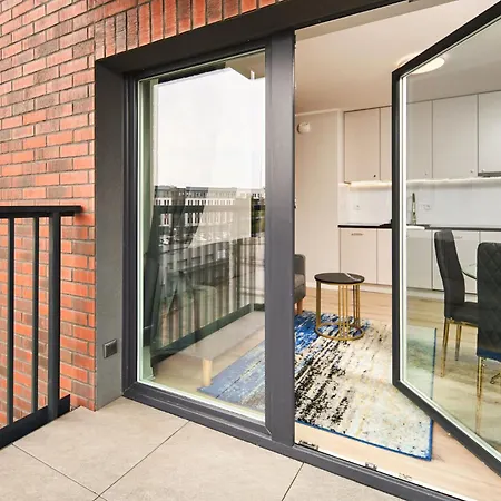 Lägenhetshotell Symphony City Square Aparthotel Wrocław