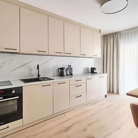 Symphony City Square Aparthotel *