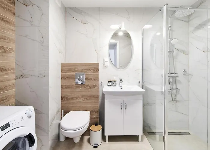 Symphony City Square Aparthotel 3* Wroclaw