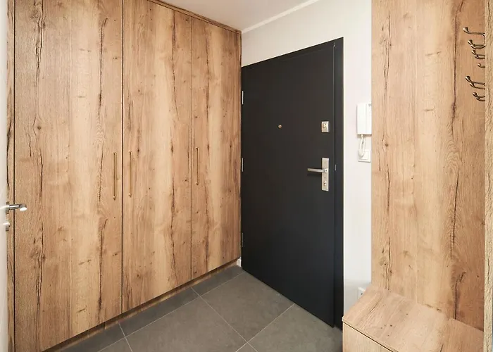 Symphony City Square Aparthotel 3* Wroclaw