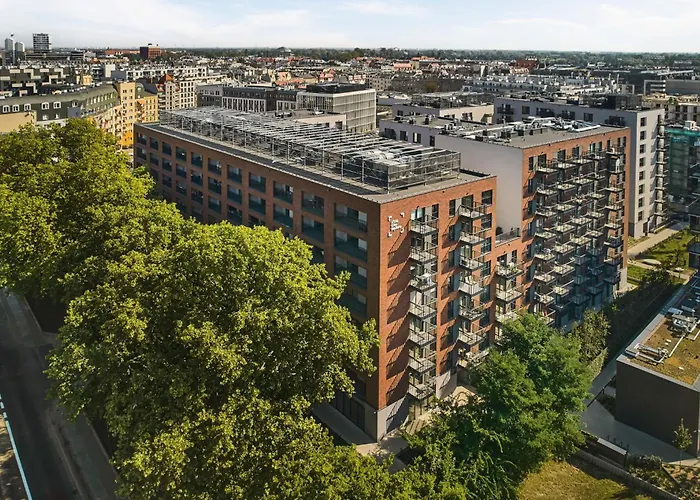 Symphony City Square Aparthotel 3*