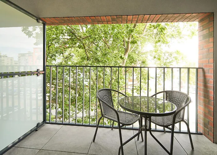 Symphony City Square Aparthotel 3* Wroclaw