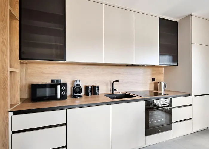 Symphony City Square Aparthotel Aparthotel